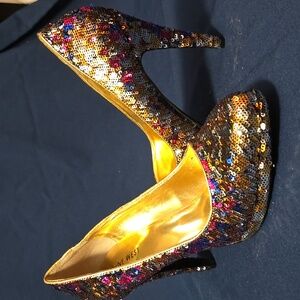 Nine West Rocha Rainbow Pump